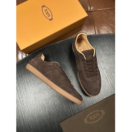 Tods Leather Loafers For Men in 224712