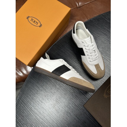 Tods Leather Loafers For Men in 224718