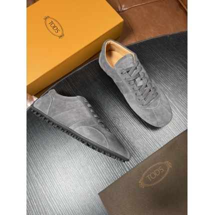 Tods Leather Loafers For Men in 224729