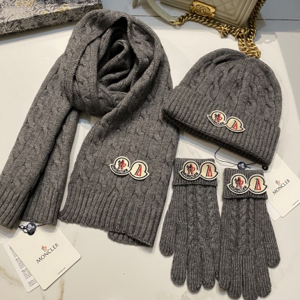 Moncler Hats in 224835