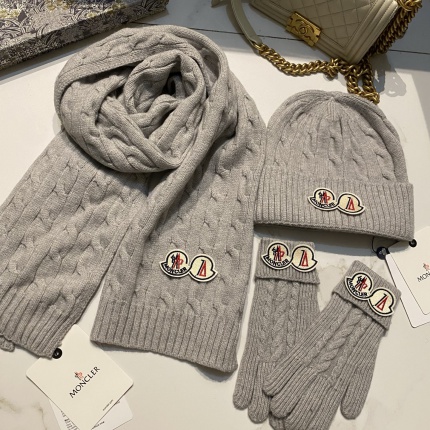 Moncler Hats in 224836