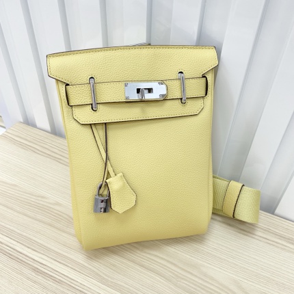 New Arrivals Herems AAA quality Crossbags in 224955