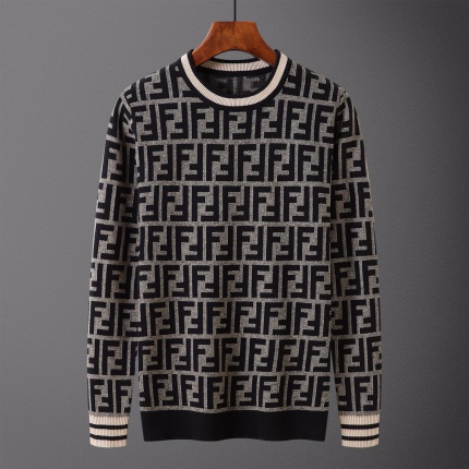 Fendi Sweaters for Men in 225099