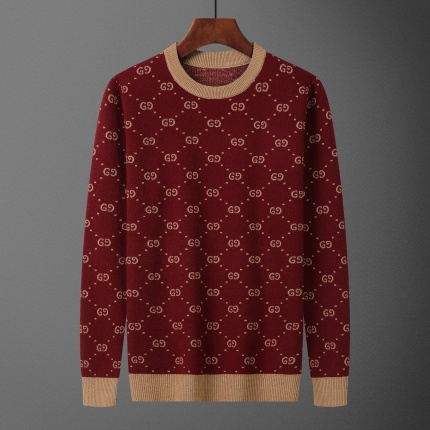 Gucci Sweaters for Men in 225127
