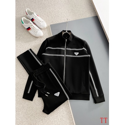 Prada Tracksuits for Men in 225213