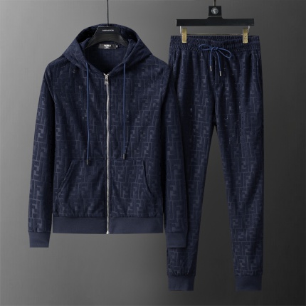 Fendi Tracksuits for Men in 225259