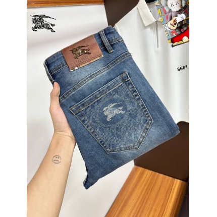 Burberry Jeans for Men in 225349