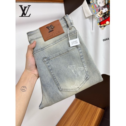 Louis Vuitton Jeans for Men in 225356