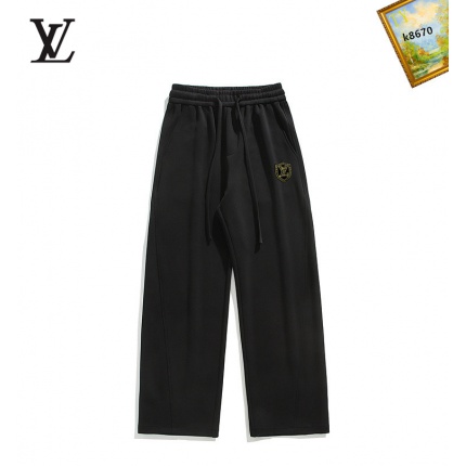 Louis Vuitton Pants for Men in 225479