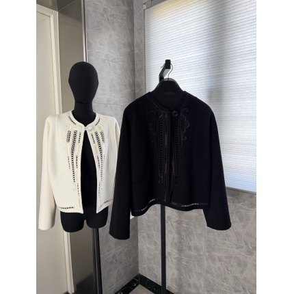Hernes Jackets for Women in 225610
