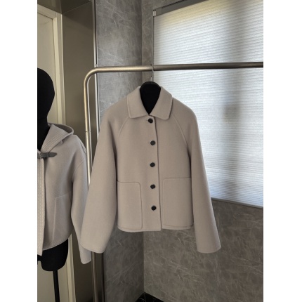 Hernes Jackets for Women in 225625