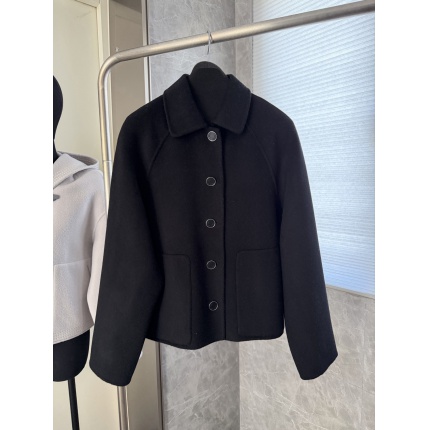 Hernes Jackets for Women in 225626
