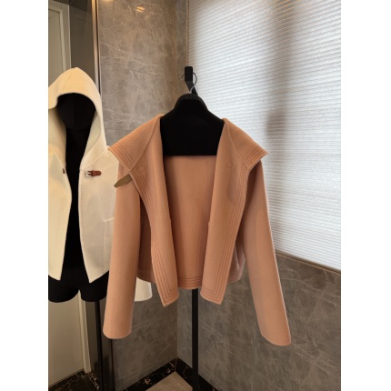 Hernes Jackets for Women in 225632