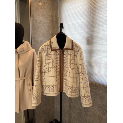 Hernes Jackets for Women in 225637