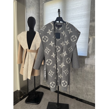 Louis Vuitton Jackets for Women in 225679