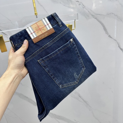Burberry Jeans for Men in 225851