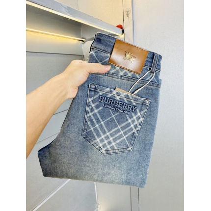 Burberry Jeans for Men in 225868