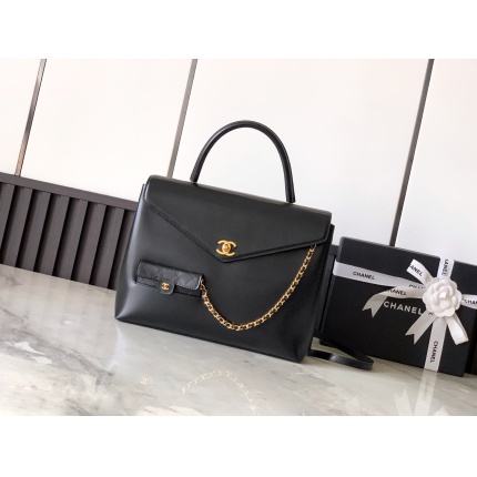 Chanel AAA quality Handbags in 226094