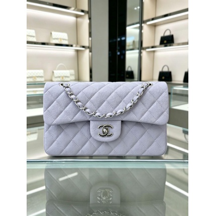 Chanel AAA quality Handbags in 226124