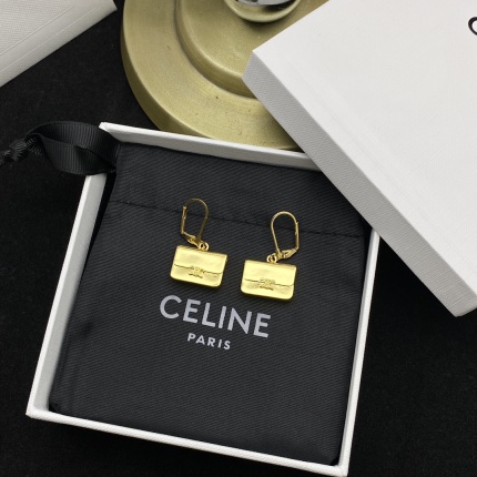 Celine Earring in 226315