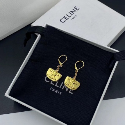 Celine Earring in 226317
