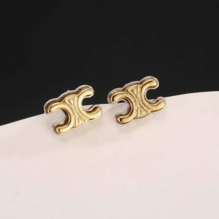 Celine Earring in 226323