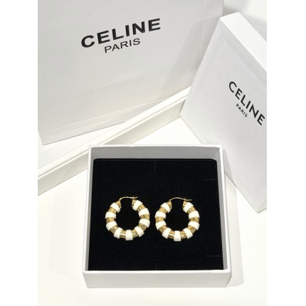Celine Earring in 226334