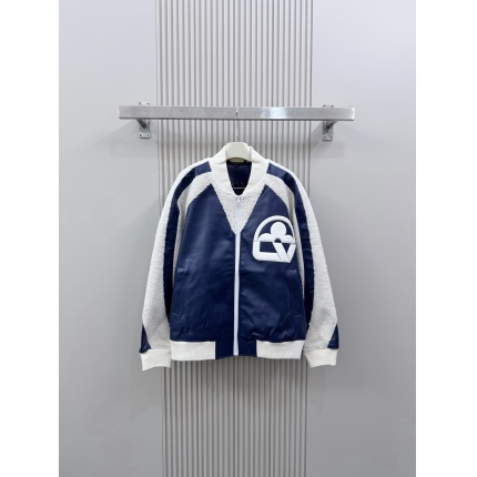 Louis Vuitton Thin Jackets For Men in 226486