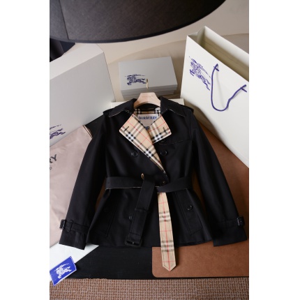 Burberry Jackets For Women in 226496