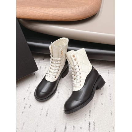 Chanel Boots For Women in 226617
