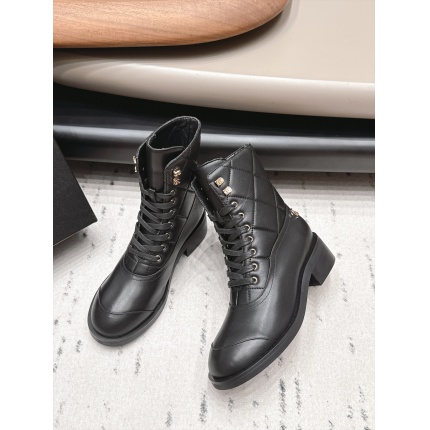 Chanel Boots For Women in 226619