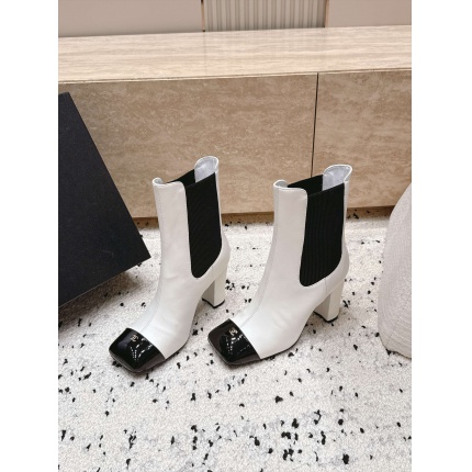 Chanel Boots For Women in 226732