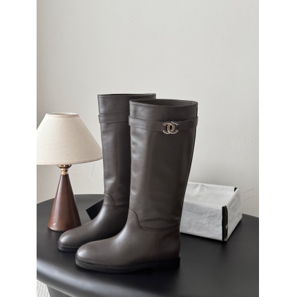 Chanel Boots For Women in 226758