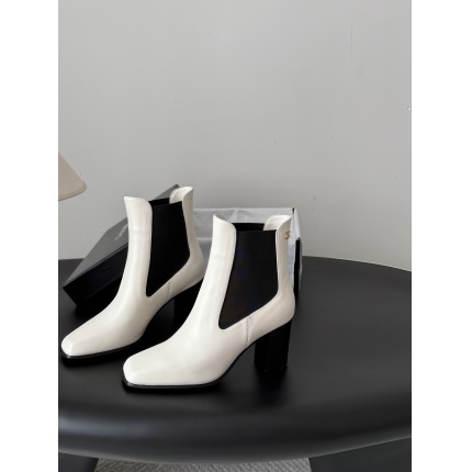 Chanel Boots For Women in 226773