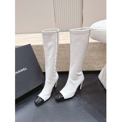 Chanel Boots For Women in 226778