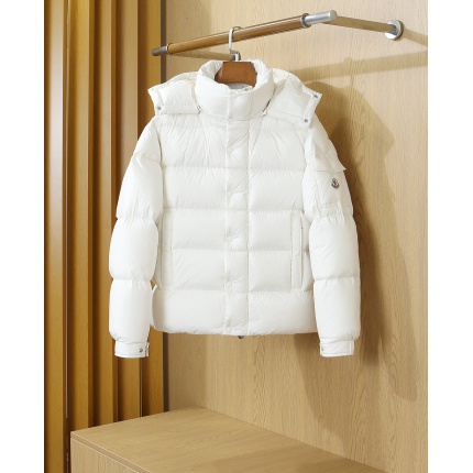 Moncle Thick Coats For Men in 226902