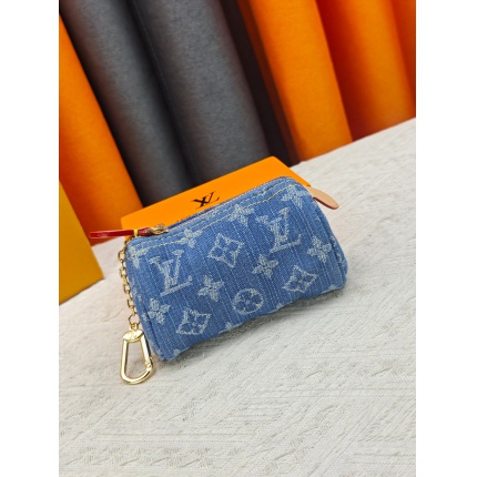 Louis Vuitton AAA Quality Wallets in 227027