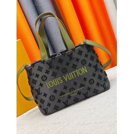 Cheap Louis Vuitton AAA Quality Handbags in 227032, $105 USD- [IB227032] - Replica Louis Vuitton AAA Quality Handbags