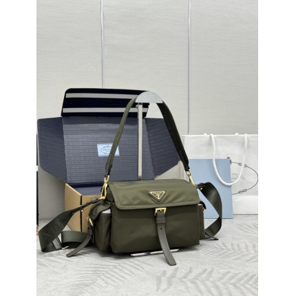 Cheap Proda Bags For Men in 227061, $140 USD- [IB227061] - Replica Proda Bags For Men