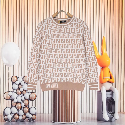 Fendi Sweaters for Men in 227162
