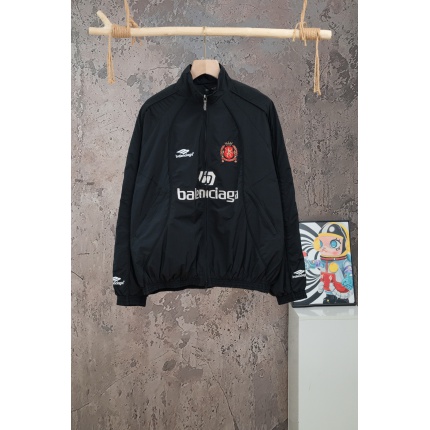 Balenciaga Jackets for Men in 227203