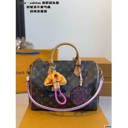 Louis Vuitton AAA Quality Handbags in 227455