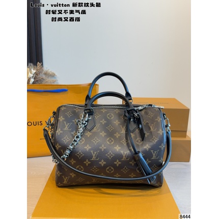 Louis Vuitton AAA Quality Handbags in 227456