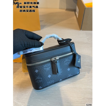 MCM aaa quality Handbags in 227471