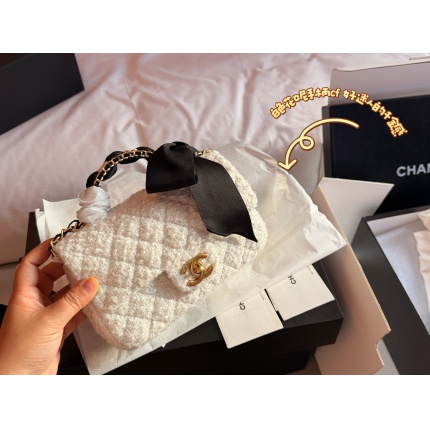 Cheap Chanel AAA quality Handbags in 227520, $75 USD- [IB227520] - Replica Chanel AAA quality Handbags