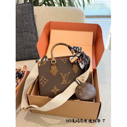 Cheap Louis Vuitton AAA Mini Shoulder Bags in 227555, $95 USD- [IB227555] - Replica Louis Vuitton AAA Mini Shoulder Bags