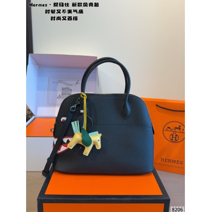Hermes  AAA Quality Handbags in 227611