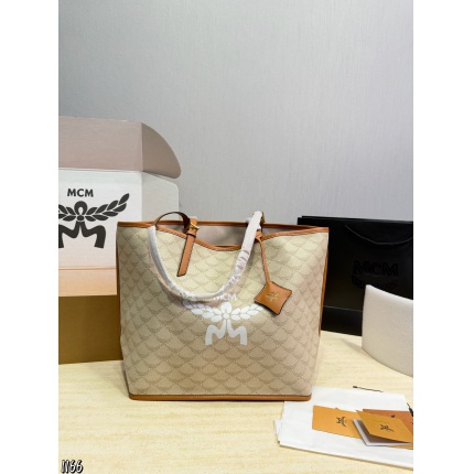 MCM aaa quality Handbags in 227621