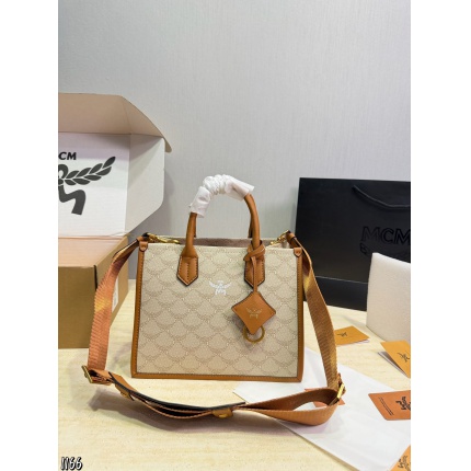 MCM aaa quality Handbags in 227622