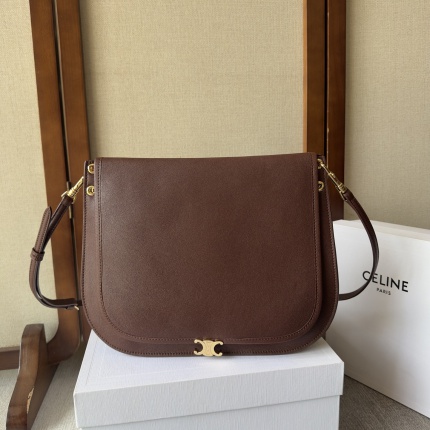 CELINE AAA Quality Handbags in 227944
